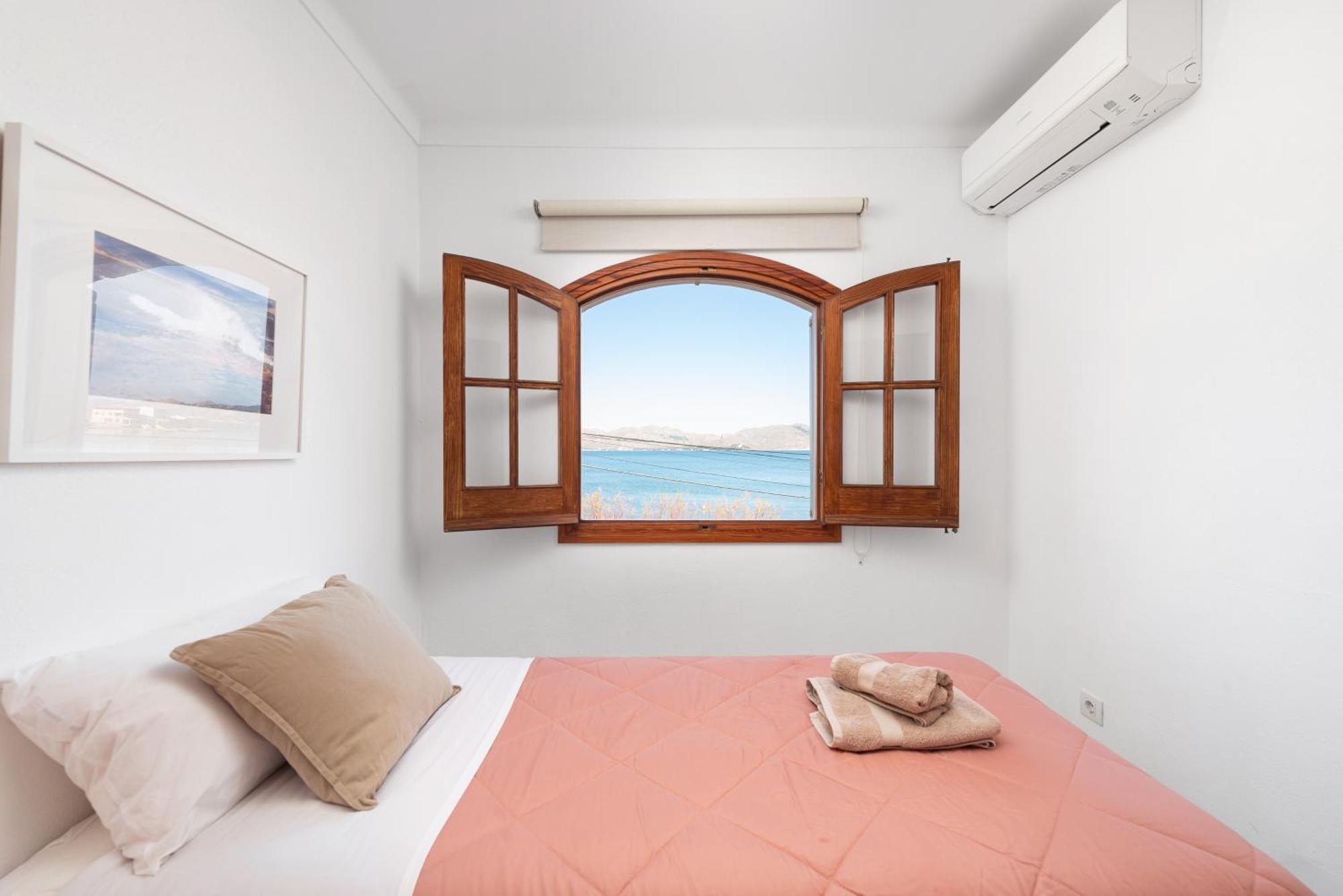 הוילה אלקודיה Ses Ones With Sea Views מראה חיצוני תמונה